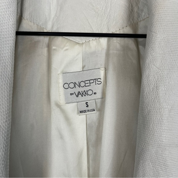 VTG 80s VAKKO Womens Embossed Leather Coat White Open Front Small Oversized - Picture 4 of 14
